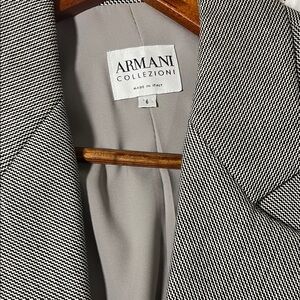 Armani Collezioni Black & White Houndstooth Blazer